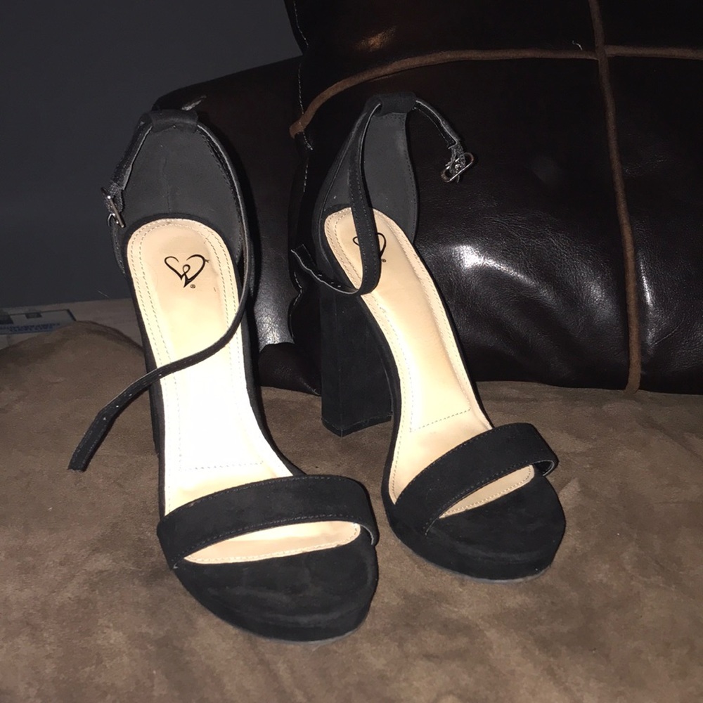 Windsor heels